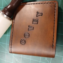 Men's real leather bi-fold wallet